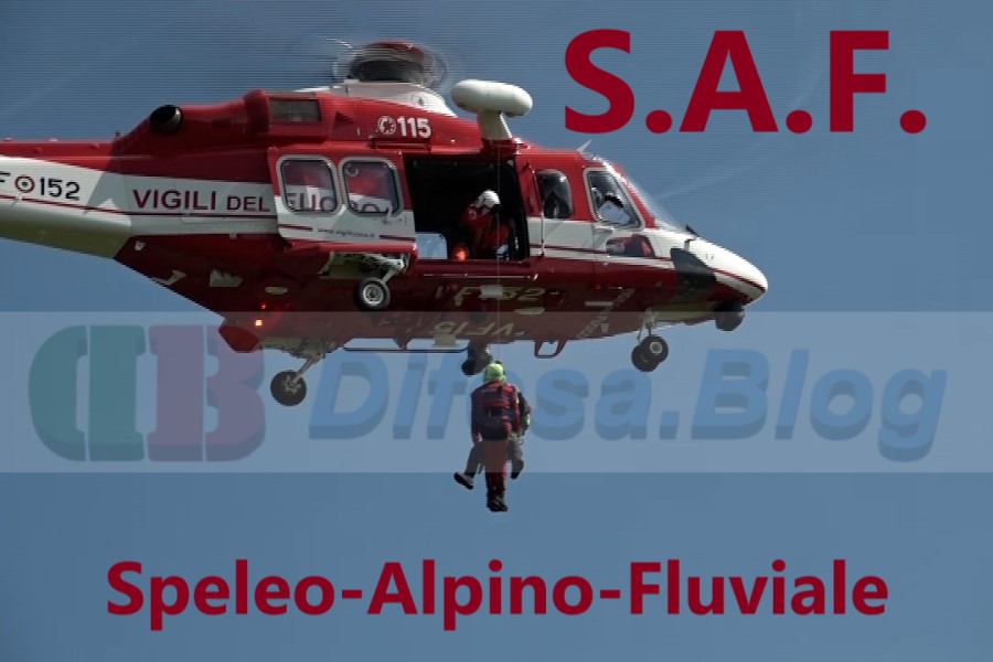 SAF (Speleo-Alpino-Fluviale) dei Vigili del Fuoco